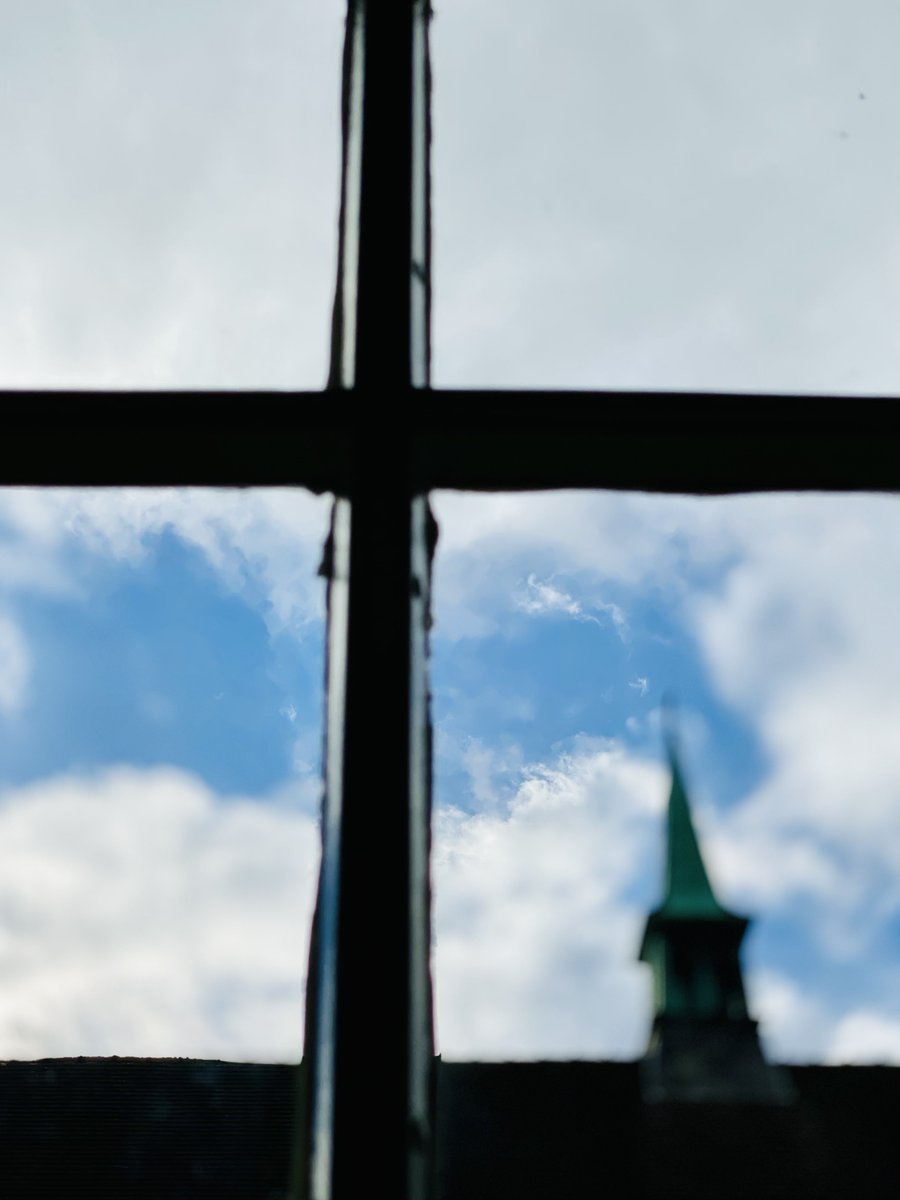 <<Spring!!>>

How do you think of our Spring Concert?

—————

#live #livemusic #classical #classicalmusic #concerto #symphony #orchestra #symphonyorchestra #concert #sutton #guitar #rimskykorsakov #rodrigo #debussy #bizet