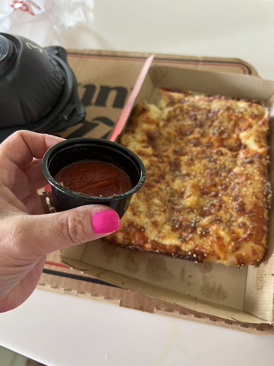 Megan McGraw tweet media