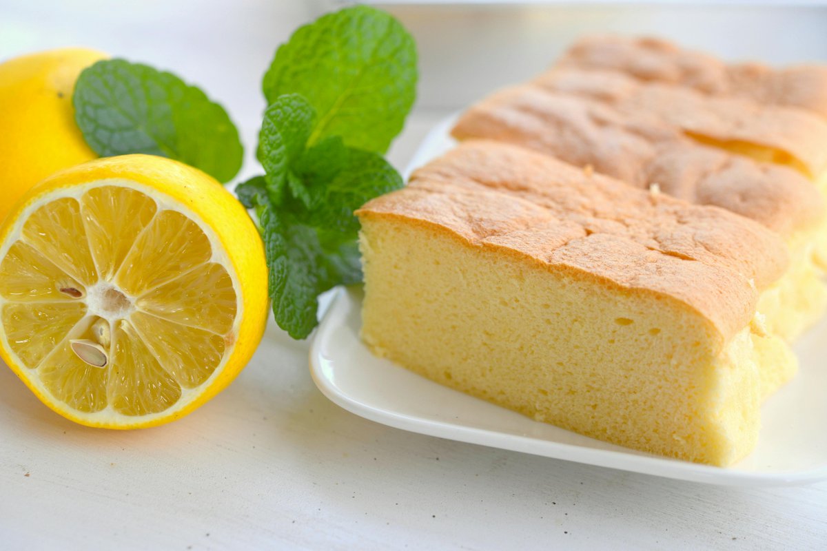 favekitchenshop's tweet image. Satisfy your citrus cravings with this zesty Lemon Bread!  Moist, tangy, and bursting with lemon flavor, it's the perfect treat for any occasion. Get the recipe here and indulge in baking bliss! 
facebook.com/profile.php?id…

#LemonBread #BakingInspiration #QuickBread  #SweetTreats