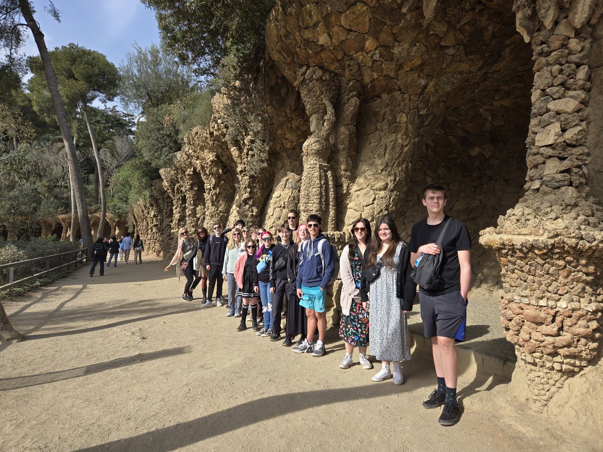 Despite <a href="/djtobar/">Jonathan Tobar</a>'s best efforts, we fell just short of today's 30,000 step goal, but did get 5,000 more steps than yesterday. #Barcelona #springbreak2024