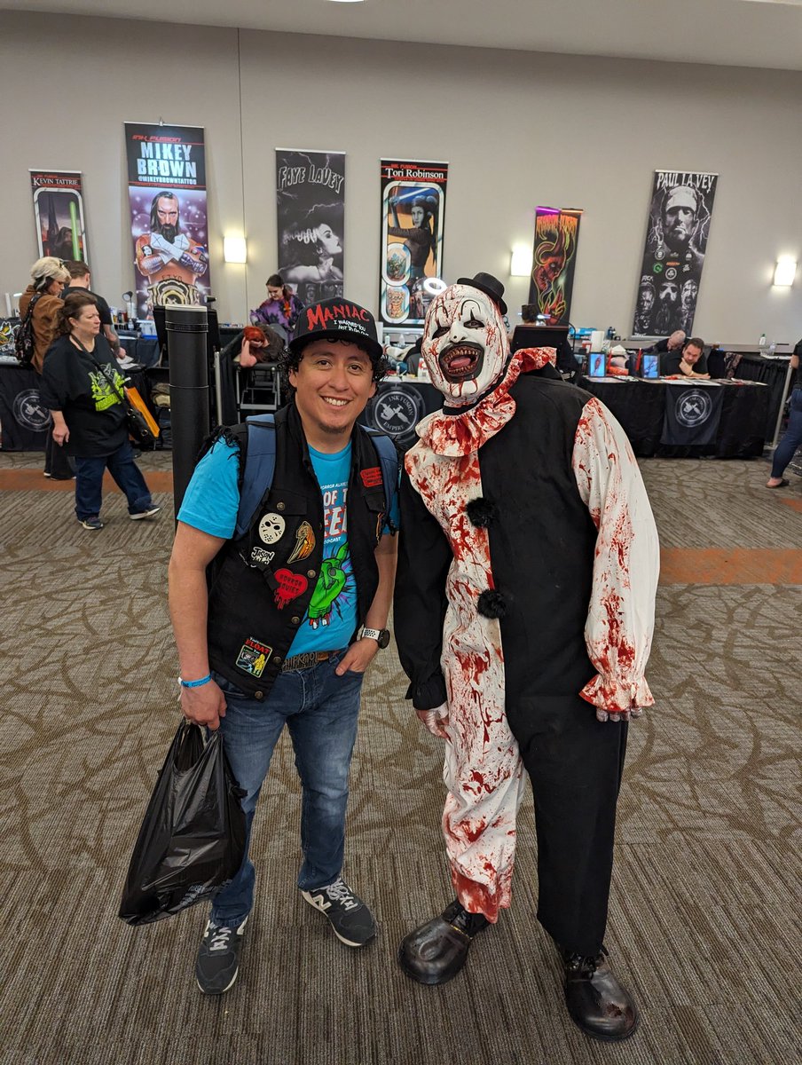 Survived an encounter with Art The Clown at @horrorhound!