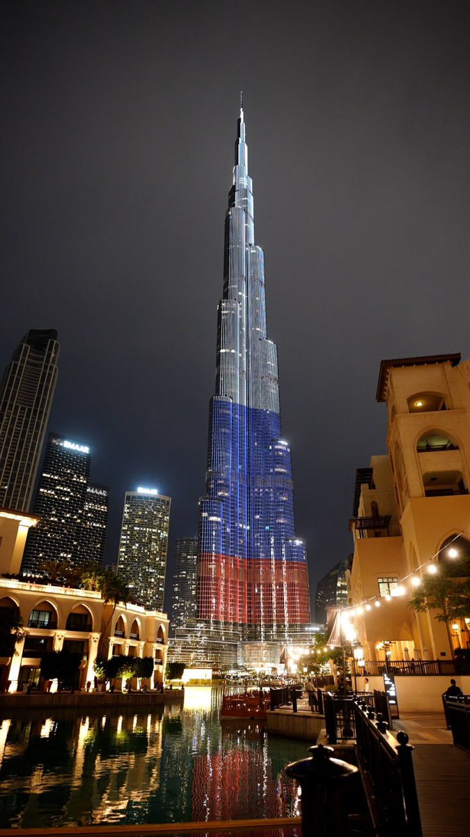The tallest tower in the world, Burj Khalifa, is painted in the colors of the Russian flag.
