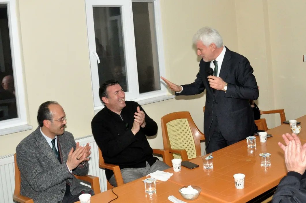 ozcanulupinar67's tweet image. Nizamlar Kadıoğlu Mahallesi sakinleri ile buluştuk. Sevgili Hemşehrilerime yürekten karşılamaları için çok teşekkür ederim. #YenidenBüyükDevrek'e sizlerin destekleriyle az kaldı. Hazırız Kararlıyız!

#Devrek 
#ÖzcanUlupınar 
#GerçekBelediyecilik