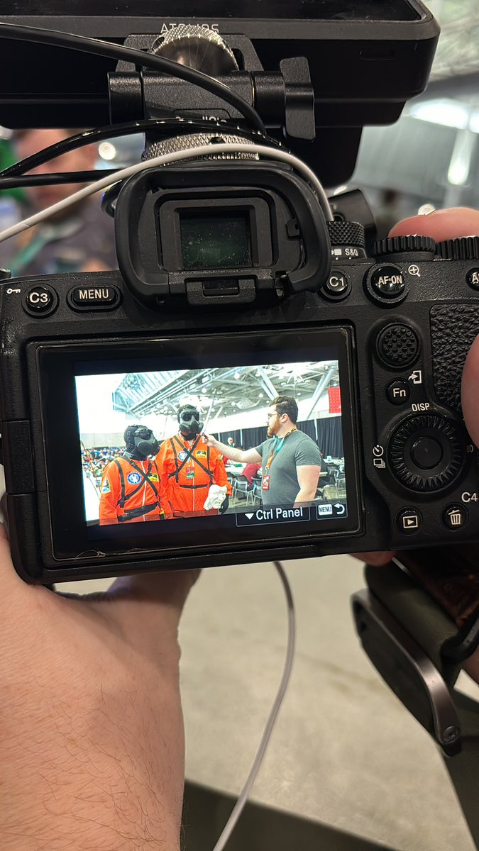 OnyxRingsStudio's tweet photo. We are here at #PAXEast2024 interviewing all the amazing cosplayers. Who’s next? https://t.co/uCVImVAHim