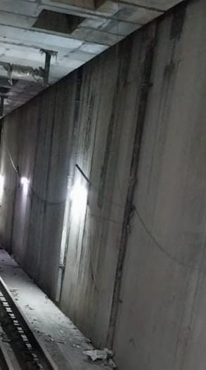 Mumbai Underground Metro3

Leaky tunnels, and misaligned tracks?

Let us hope this is not another Gokhale Bridge story