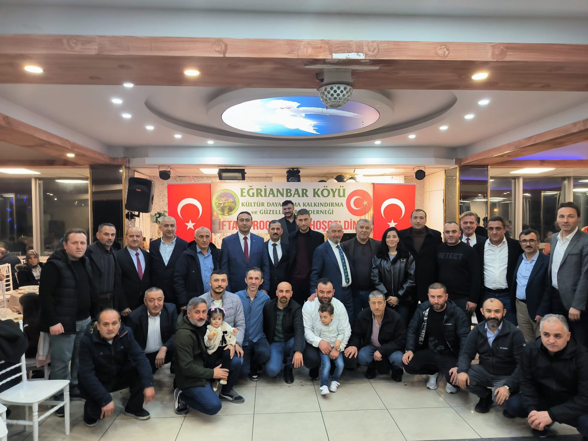 CamcZihni's tweet photo. Yeşilpınar Eğrianbar Köyü Derneği İftar Programı

Bana bu kadar sahip çıkan derneğimize, Turgay Çamcı başkanımıza ve yönetimine, köylülerime, komşularıma ve mahalle sakinlerimize sonsuz teşekkür ediyorum

@Muhmmtvanlioglu 
@DenizKoken https://t.co/iRPYn2knKj