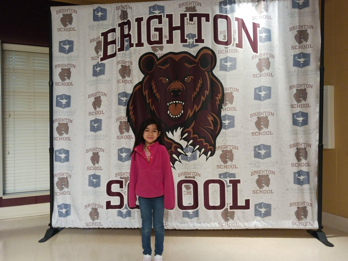 BrightonJEFCOED's tweet photo. ❤️🐻⭐️ Congrats to this week’s group of Golden Paw winners! This award is earned weekly by being recognized for having good behavior. “Behavior is the mirror in which everyone shows their image.” -Johann Wolfgang von Goethe🪞 #greatbehavior #greatkids #greateducation @JEFCOED https://t.co/8m4QqgF4xk