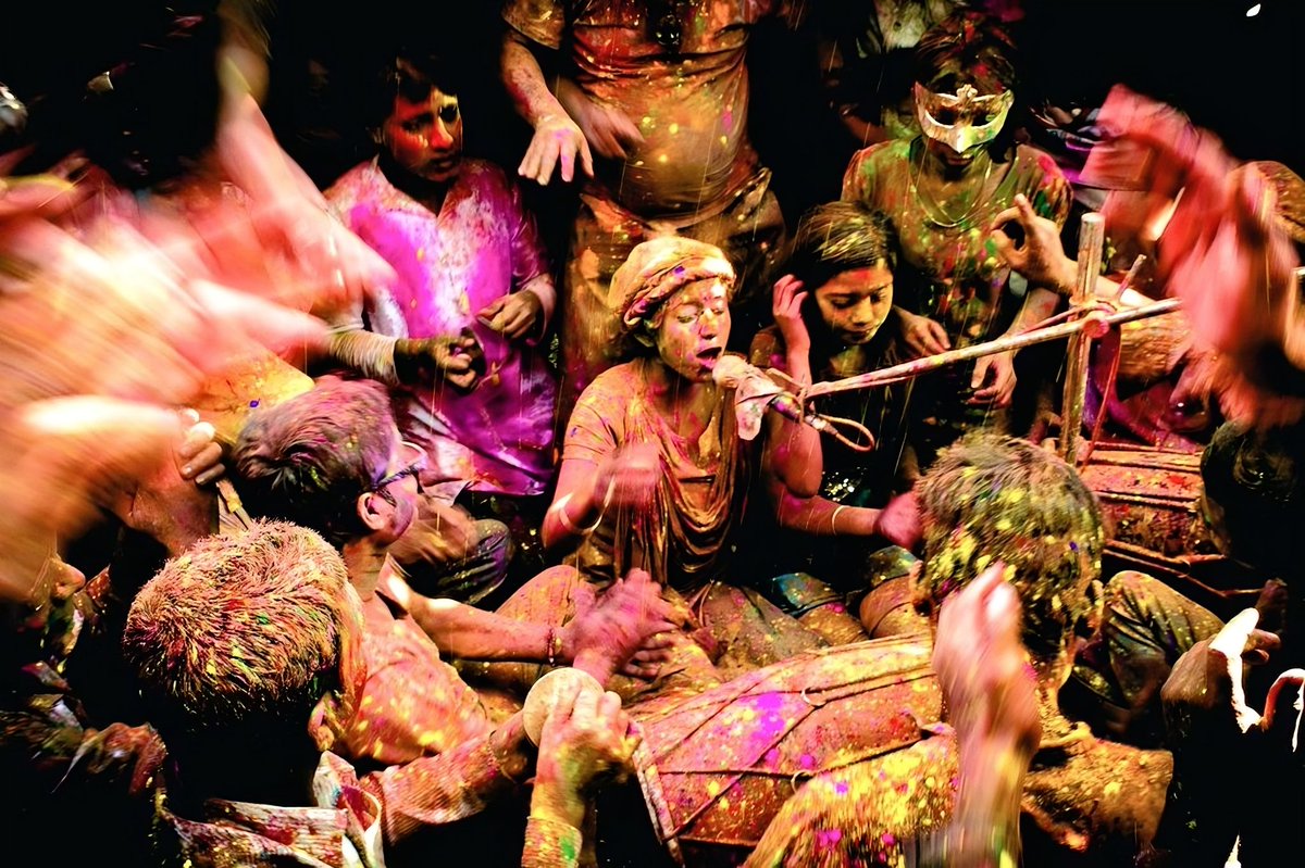 AnuModi_'s tweet image. Here is my favorite Holi celebration moment. 

TAG:
@AbhayModi9
@Vinita_84
@Rain_Man25 

#CPPLUS #CPPLUSIndia #CPPLUSHoli #SafeHoli #SDCard #CPPLUSMemories