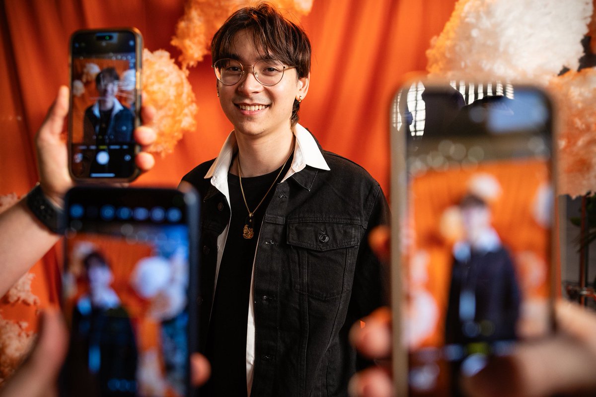 Of course it's TenZ winning a 1v1 to send us to Grand Finals