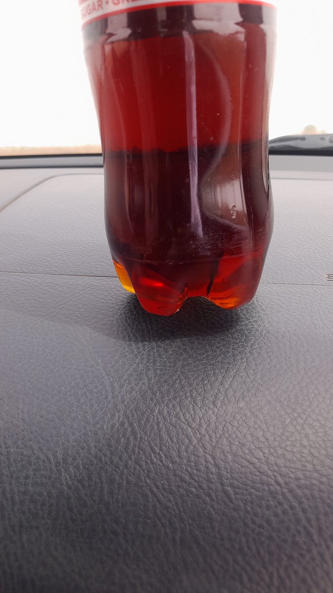 DanielAugusti18's tweet photo. Kindly take a look at this coke @NigeriaStories https://t.co/1oXY2Xwczu