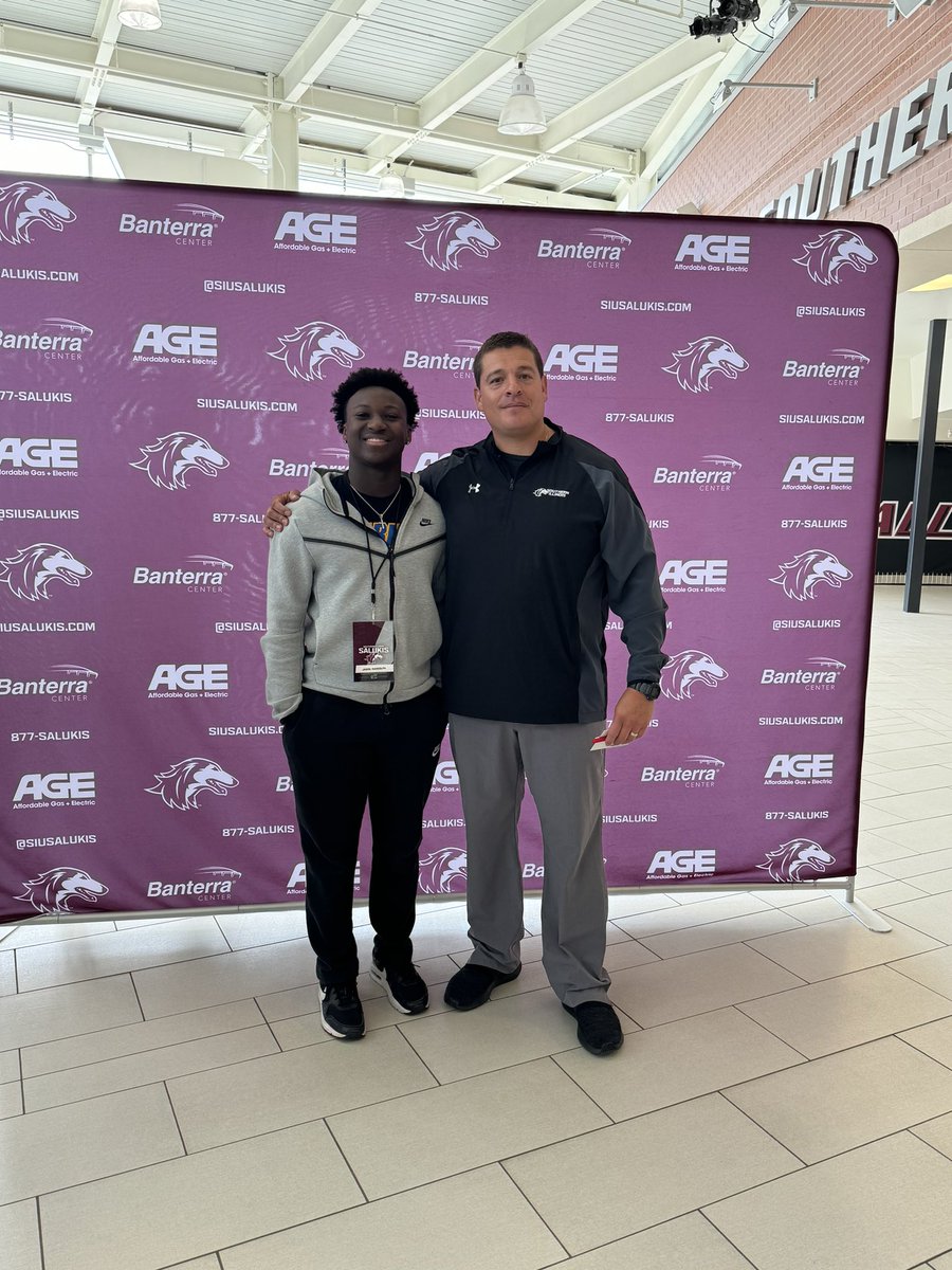 Had a great time at @SIU_Football today! Thank you @CoachNGriffin for having me down! @IndianaPreps @TheUCReport @PrepRedzoneIN @coach_hebert @SWiltfong247 @IndyWeOutHere @Bryan_Ault