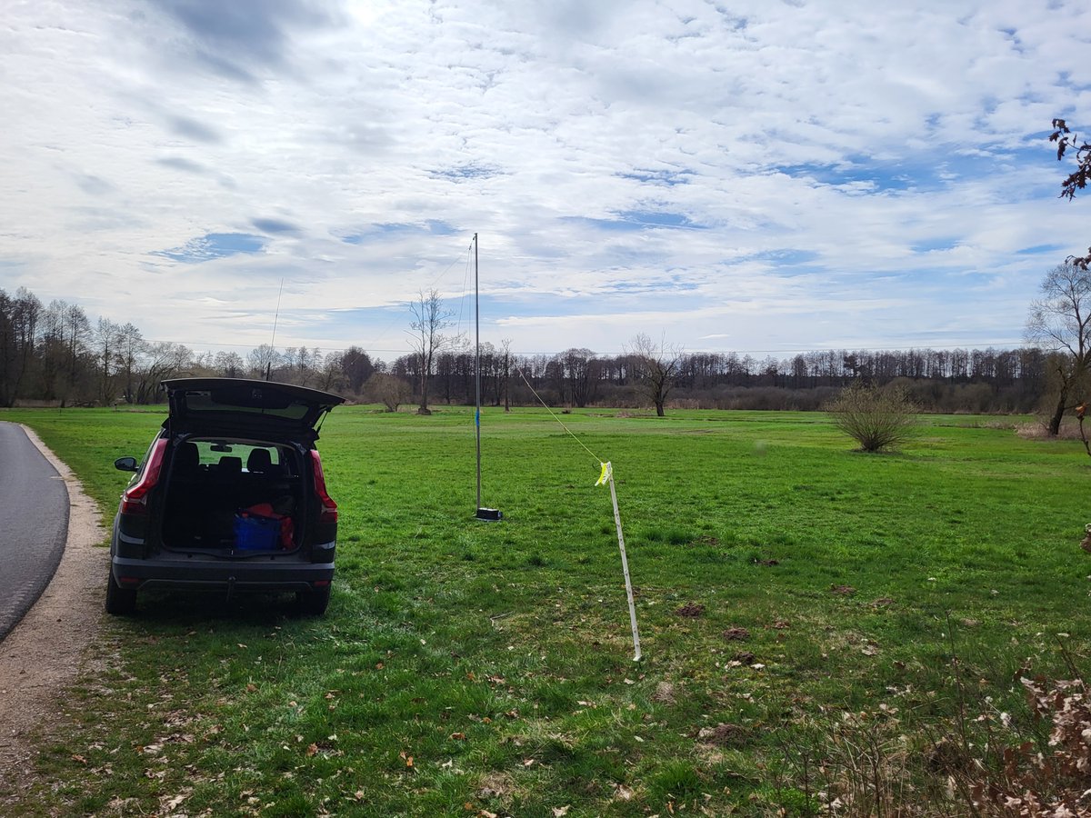 df6ex's tweet photo. activity from DLFF-0910 and 3 castles at 22.03. as DR44WCA, battery-powered  #wwff #wwff44 #hamradio #cw4ever https://t.co/2IKwtAivMs