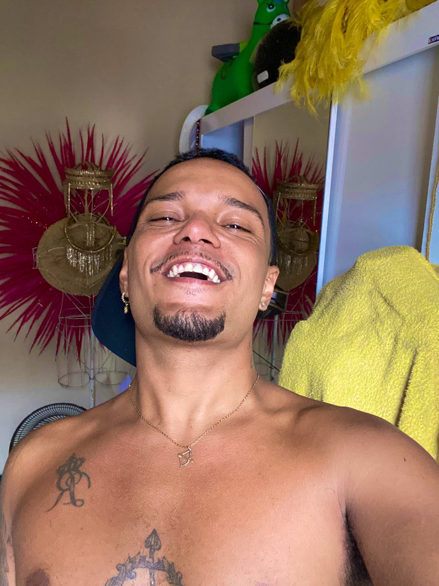 euRMachadoofc's tweet photo. E ainda tem gente que acha esse ser humaninho feio 🥵🙅🏾‍♂️ https://t.co/e33TFXxfMx