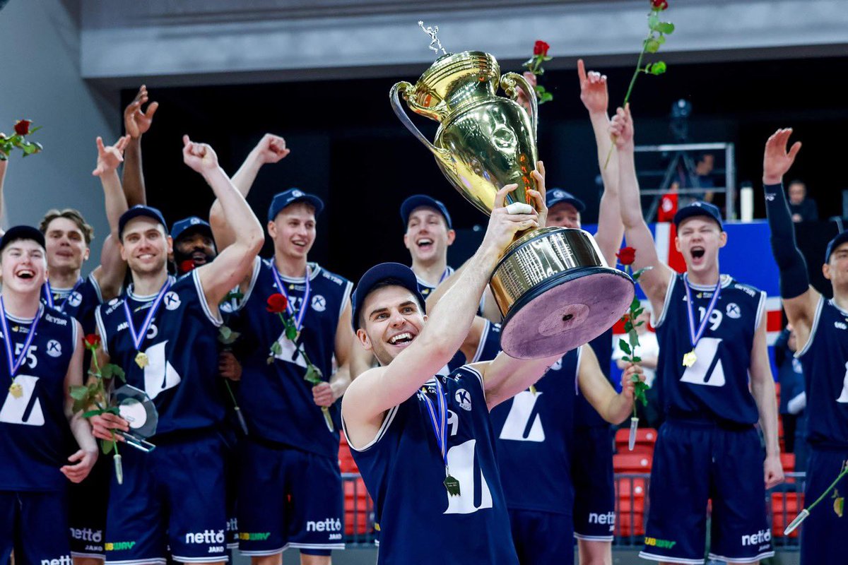 Bikarmeistarar 2024!! 💙