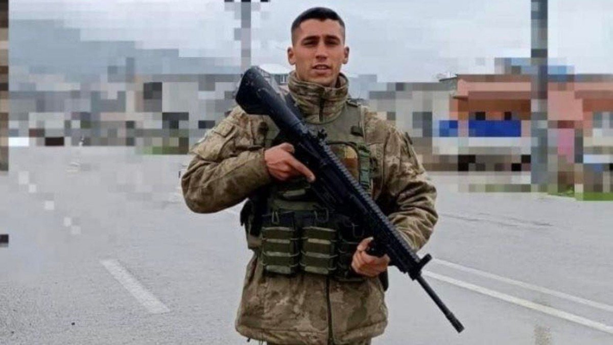 Bahar Kalkanı Harekâtı Bölgesi'nde şehit olan kahraman Tank Söz. Er Abdulkadir AKINCI'ya Allah rahmet eylesin, Şehadeti Mübarek olsun 🇹🇷🤲