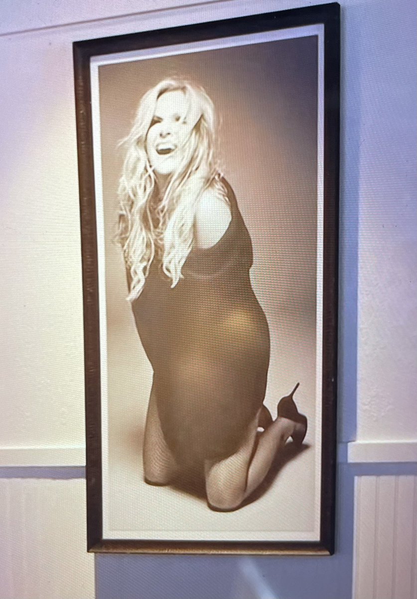 monica_hagle68's tweet photo. Wow 🤩🔥@trishayearwood #almost60 #fishnetfriday absolutely stunning ❤️ https://t.co/OQCiyB65KF