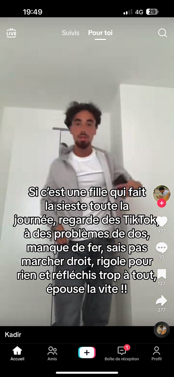 s_cn69's tweet photo. problème de dos ? manque de fer ? c’est devenu des critères maintenant ?? https://t.co/0snDuUwSFt