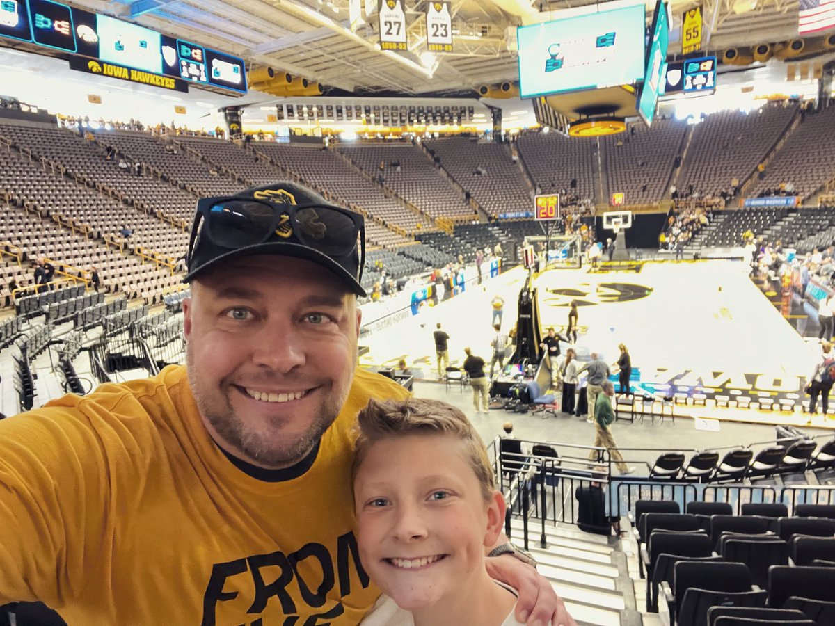 Ready to cheer on <a href="/IowaWBB/">Iowa Women's Basketball</a> Let’s Go Hawks! #hawkeyes #NCAAWBB
