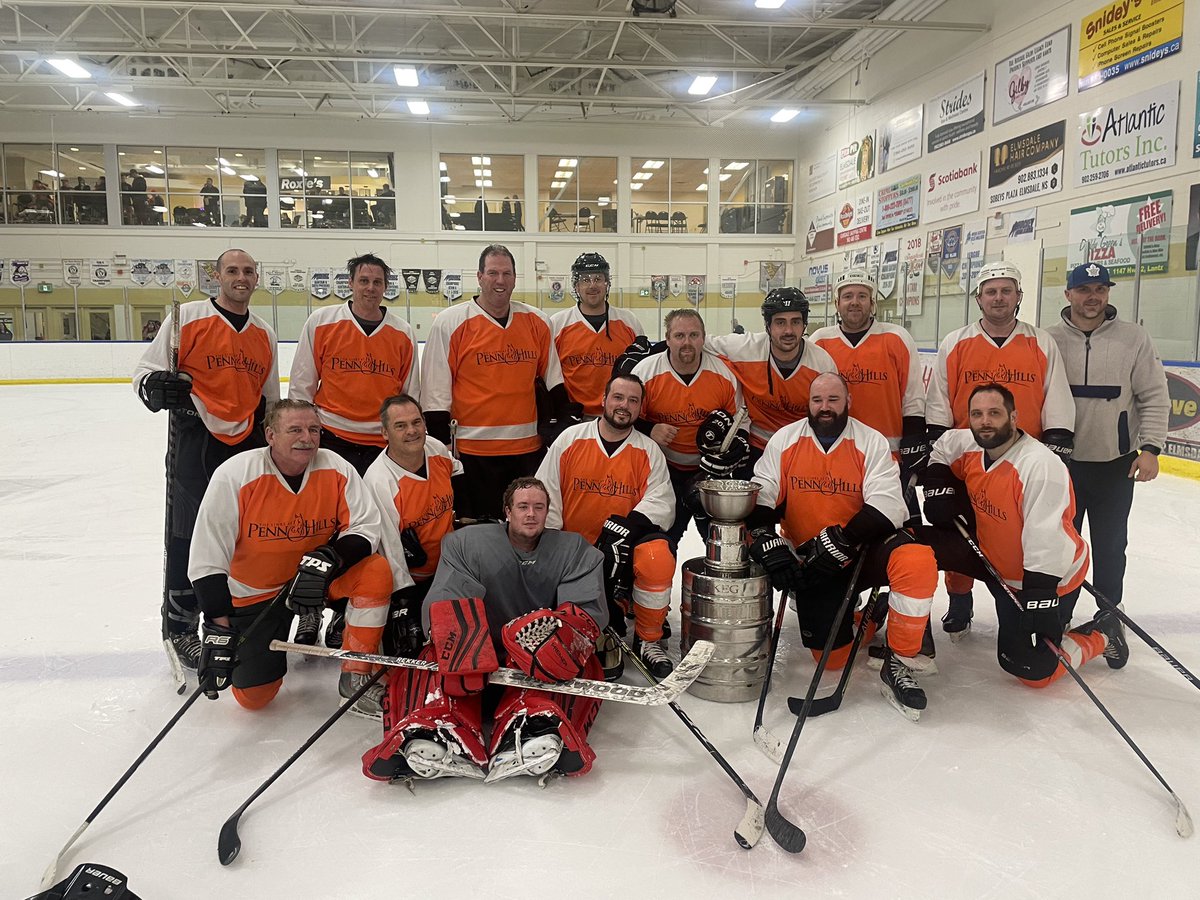 EHGHL1's tweet photo. Congrats to the @PennHillsGolf Raiders as they captured the 2024 EHGHL Championship today against Royal Lepage. Nick Hodgson was named playoff MVP. https://t.co/fbSreEFRr5