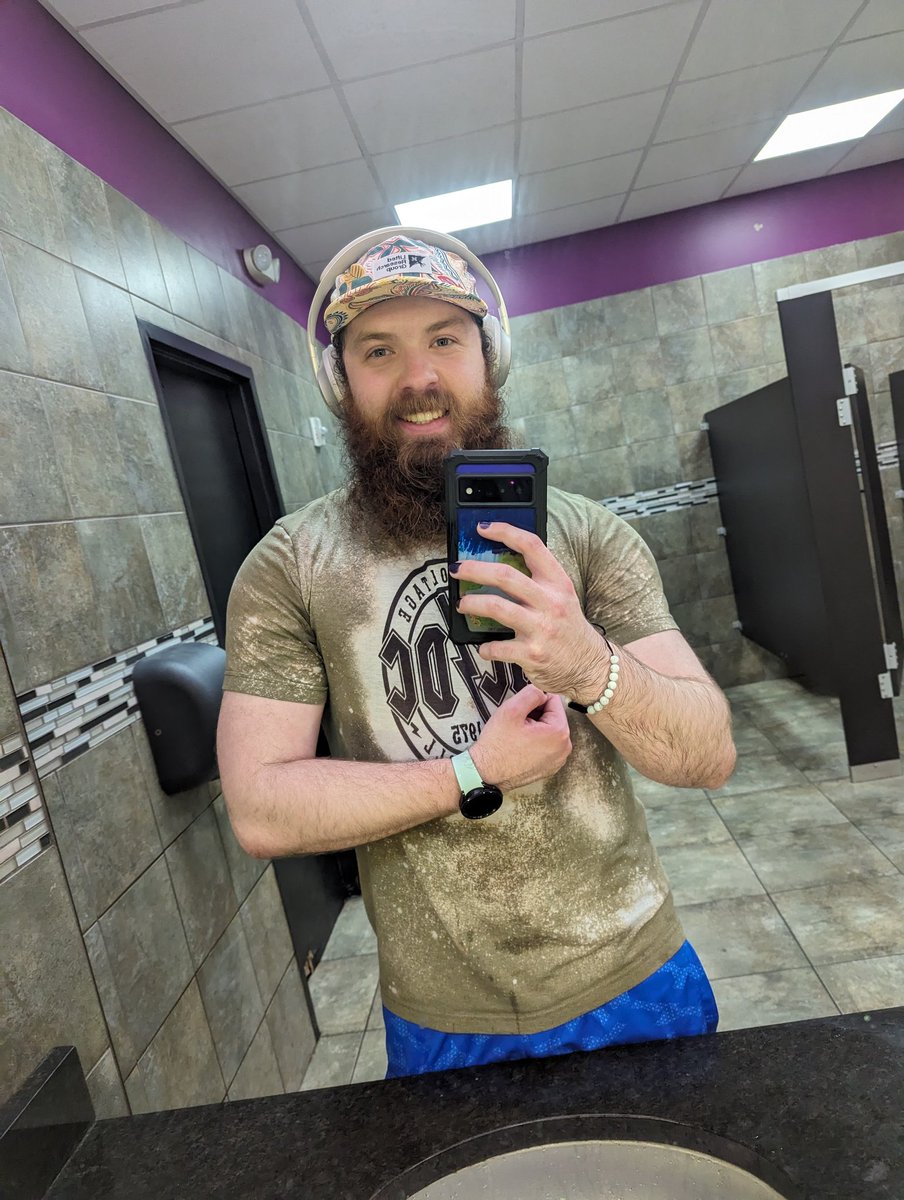 HoeBeard 🏳️‍🌈👑 tweet media