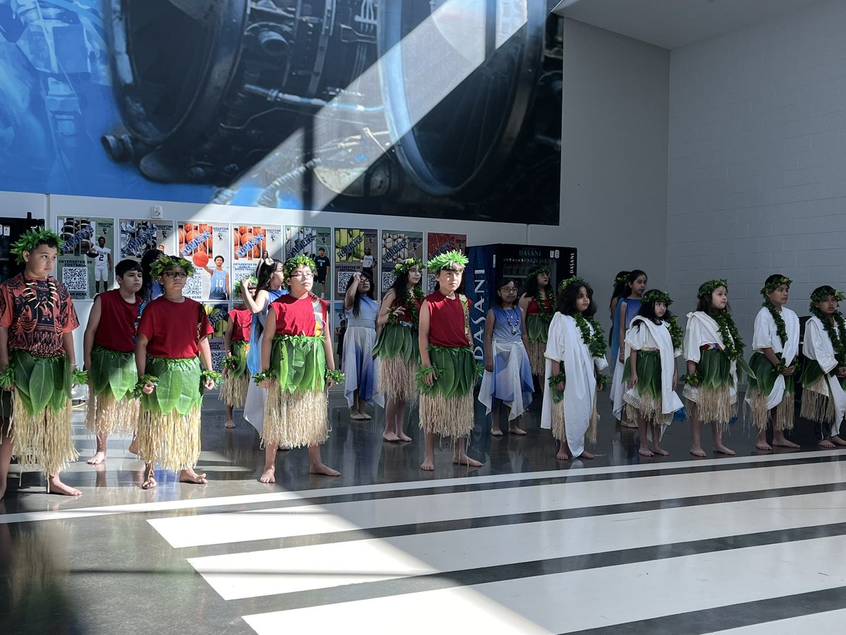 Laura A. Gonzalez tweet media