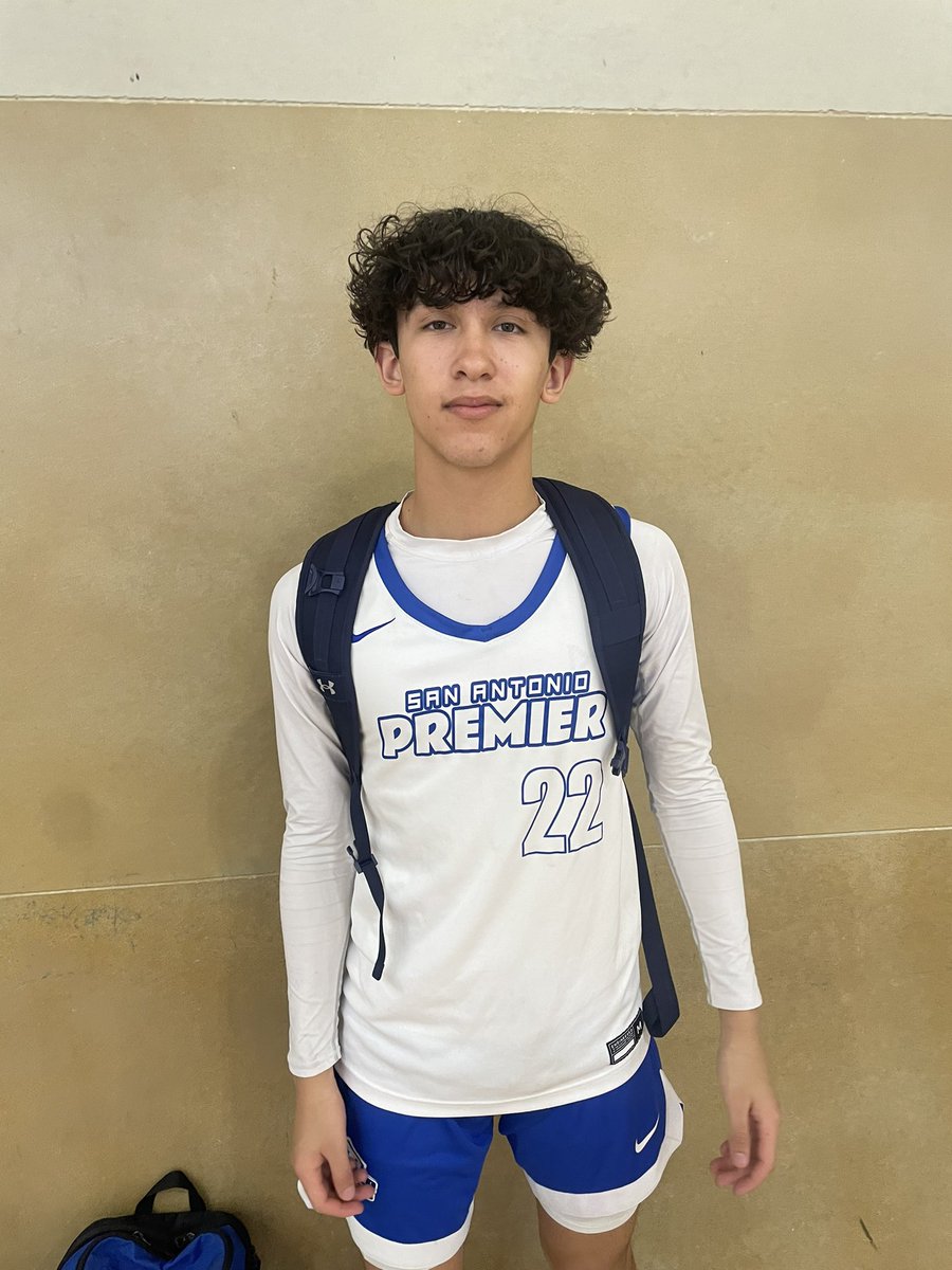 16U @AlamoCityHoops1 Launch First game of the year for SA Premier 2026/27 Blue ended in a win VS SABO Grey 59-29! Maddox Berantuo 26’ 12pts 6 rbds Elijah Gallegos 27’ 10pts 3 stls