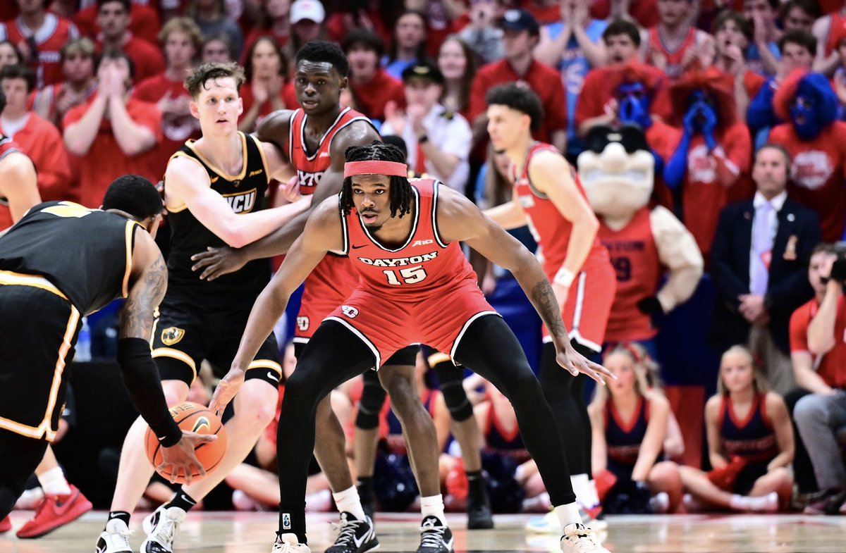 daymag's tweet photo. Dear Dayton, 
Thank you for this season. We hope you had fun; we sure did. You made us proUD over and over. During the tournament, you showed grit, heart and resilience. We were with you to the last buzzer, and we'll be with you until we all meet again next fall. @DaytonMBB https://t.co/UXJ8zSICVr