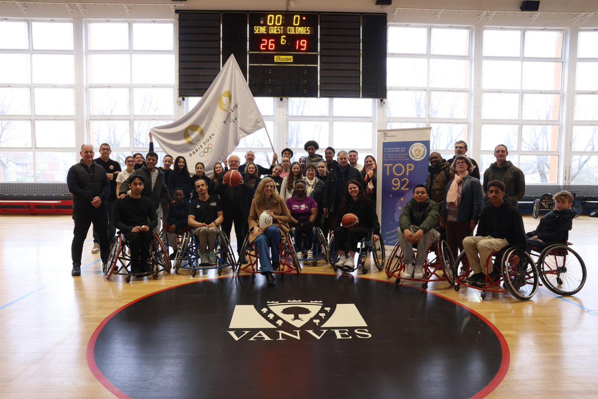 🏆 [TOP92] 🏆

Si lundi marquait le début du Tour Olympique et Paralympique dans les Hauts-de-Seine à Vanves, le TOP92 continu vers son avant-dernière étape à Issy-les-Moulineaux ! 😁 👏