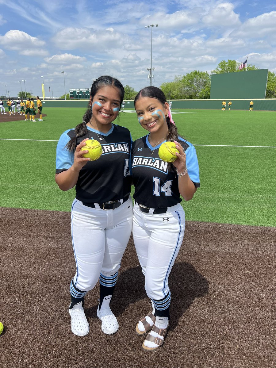 HarlanHawks_SB's tweet photo. A phenomenal 13 inning combined shut out by McKenzie Martinez &amp; Aubrey Flores, some stellar defense and a little Prisais Quintero 2 run bomb gets us a W vs. Brennan. Great team win to start out the second round of district!

#Pushing4Greatness 🦅 https://t.co/Uo69o8fDEy