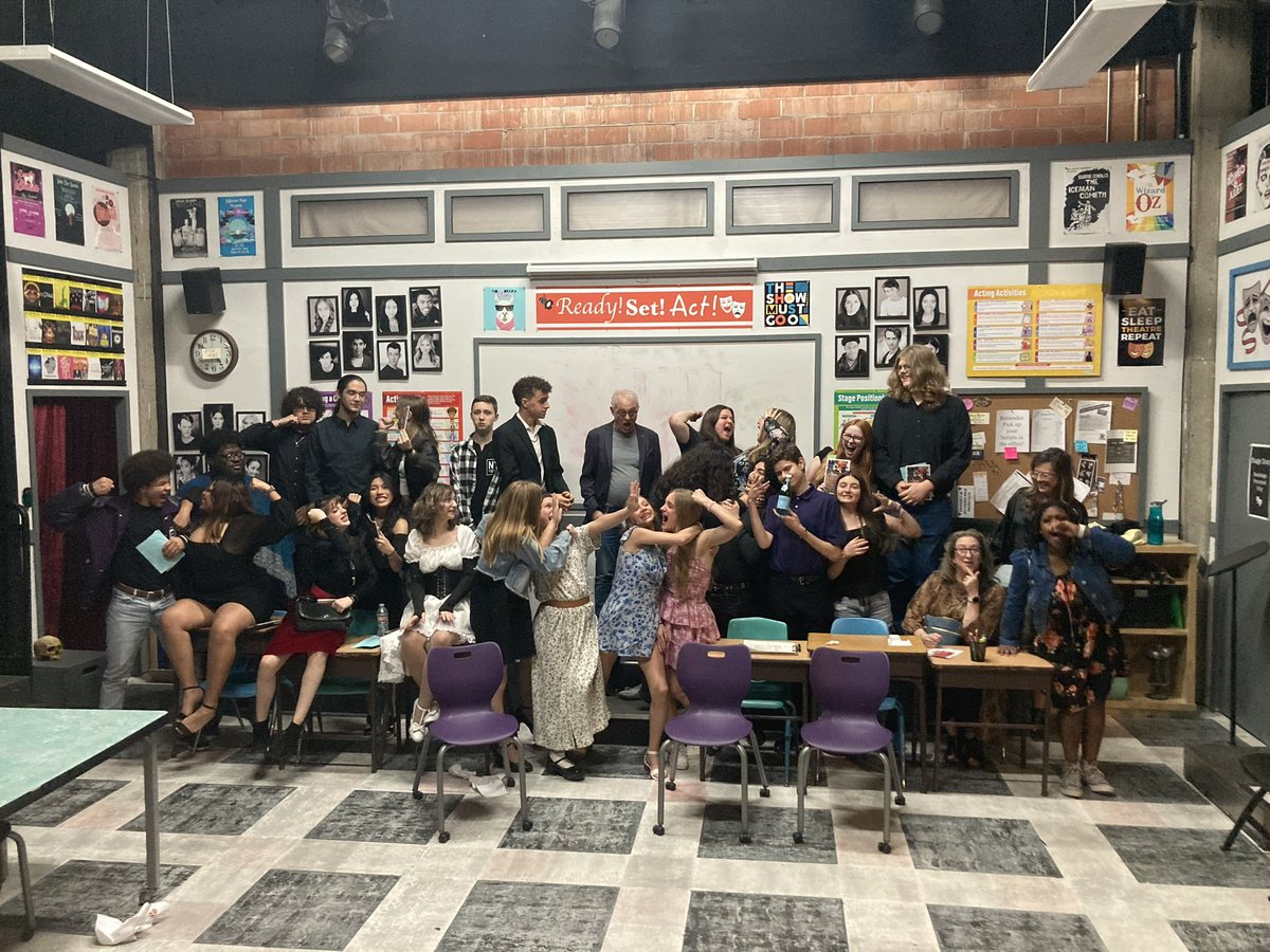 Wow, last night was fun! Port Neches-Groves High School came all the way to 4th Wall to check out THE THANKSGIVING PLAY. Interested in bringing a group of students to one of our shows? Connect with our marketing manager Gabriel at gabriel@4thwalltheatreco.com to learn more!