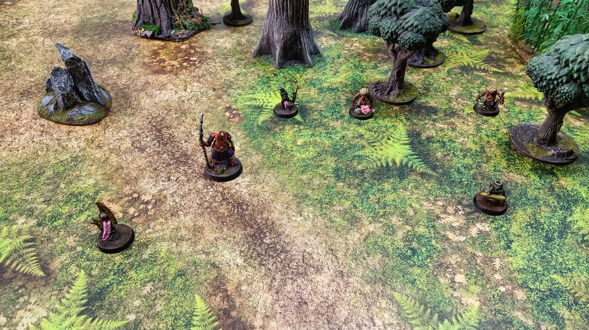 Habemus_Ludum's tweet photo. #quedadashabemusludum
1/3
El #VierGames se jugó #Hametsu, un cooperativo sacado de un Kickstarter.
Desde luego en mesa tiene pintaza.
Y los jugadores están bastante contentos con él.
#Japan #Samurai #SamuraiWarlords #oni #japanese #wargaming #wargames #wargame #Warmongers https://t.co/nCoH5N3fUs