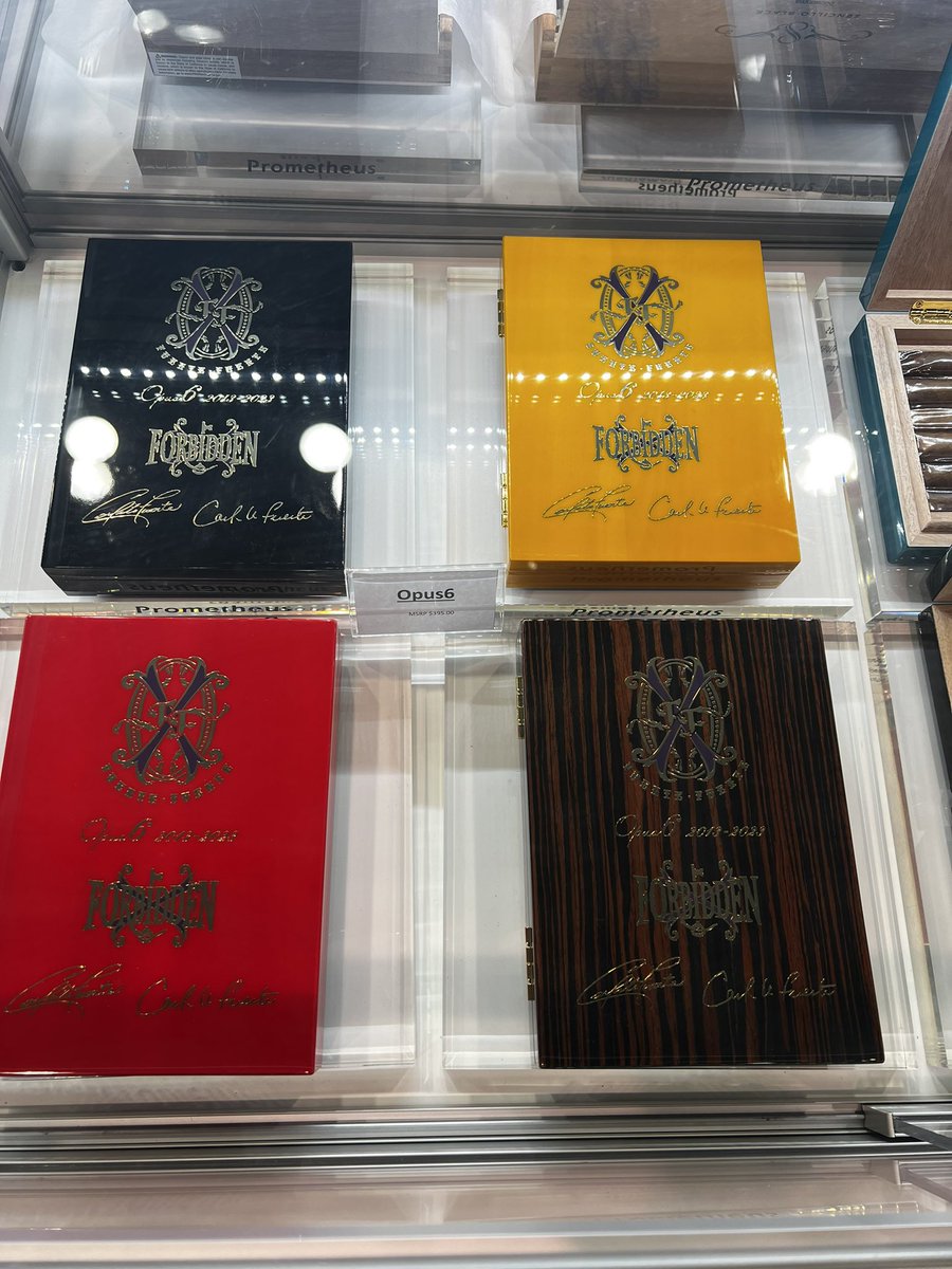 GodCigar's tweet image. Am I in heaven? Unreal! #PCA2024