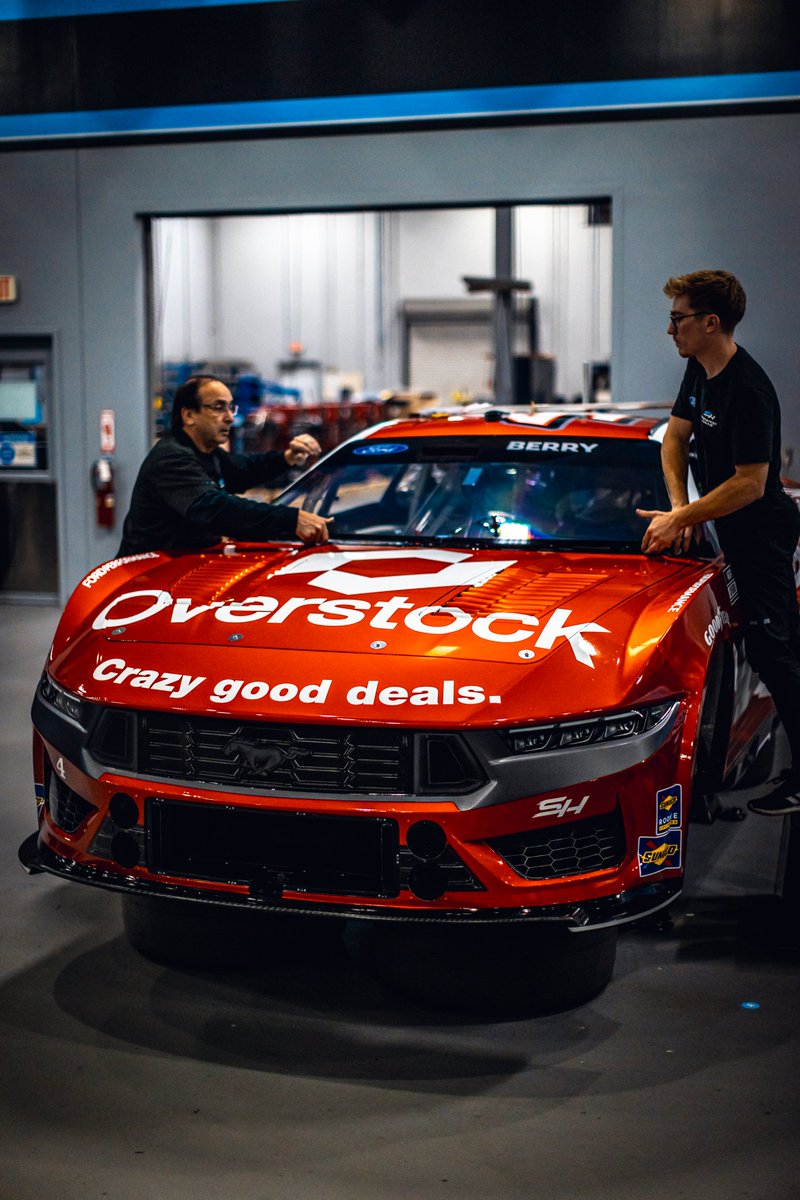 Overstock tweet picture