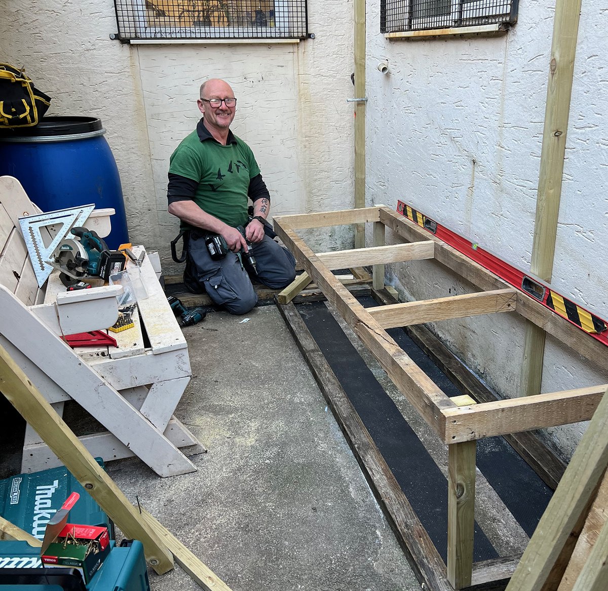 A perfect way to celebrate #worldwaterday2024 #WorldWaterDay by starting to build our self watering growing beds that collect and conserve rainwater. Great discussion on what vegetables and herbs to plant too. Many thanks to all who participated.