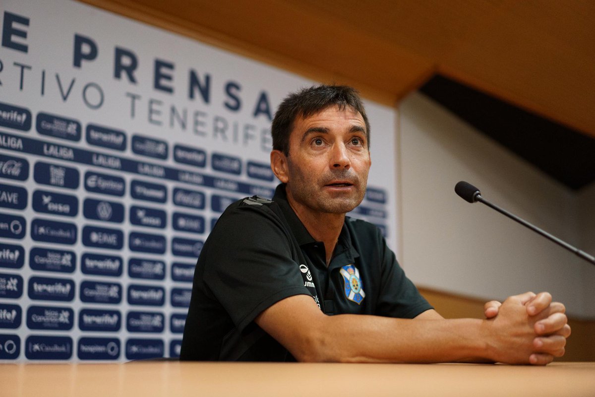 🗣️ Asier Garitano n'exclut pas de rester la saison prochaine: 🙇‍♂️ 'J'ai scolarisé mon enfant ici pour l'année prochaine' 🙄 'Je suis content sur l'île et je vis avec toutes les situations externes'