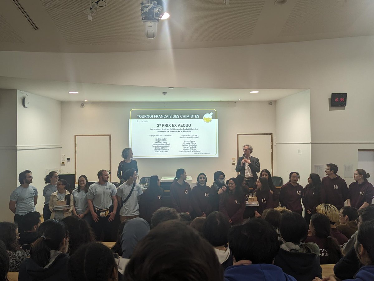 L'équipe mixte @UMontréal <a href="/USherbrooke/">Université de Sherbrooke</a> <a href="/sciencesUdeS/">Faculté des sciences</a> s'est classée troisième ex-aequo au tournoi francophone de la chimie, confirmant à nouveau l'excellence des cohortes étudiantes en chimie au Québec! Bravo!!!!