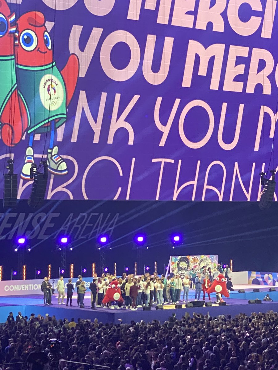 Et c’est parti pour la convention des volontaires Paris 2024 ! Hâte d’être en juillet !!😀#JOP2024