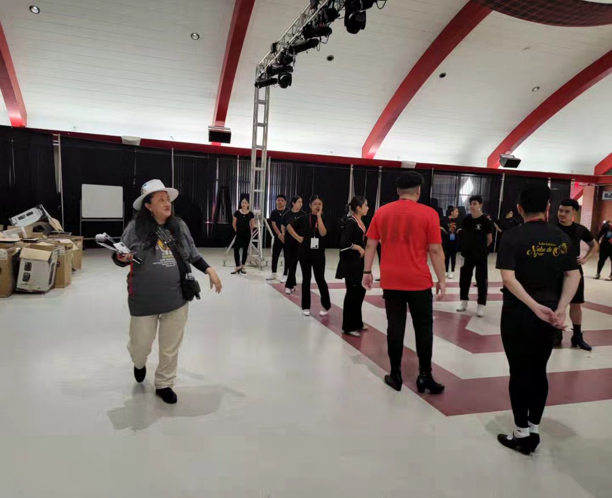 It's great hosting all the folklorico groups from all over the USA and México coming together for the 45th Seguimos Adelante Danzantes Unidos Festival at <a href="/mclanehigh/">McLane Highlanders</a>

#SeguimosAdelante
#DUF
#45thAnniversay

@VoteVeva 
<a href="/fresnounified/">Fresno Unified</a> 
<a href="/FresnoBee/">Fresno Bee</a> 
<a href="/ABC30/">ABC30 Fresno</a>
<a href="/TelemundoFresno/">Telemundo Fresno</a>