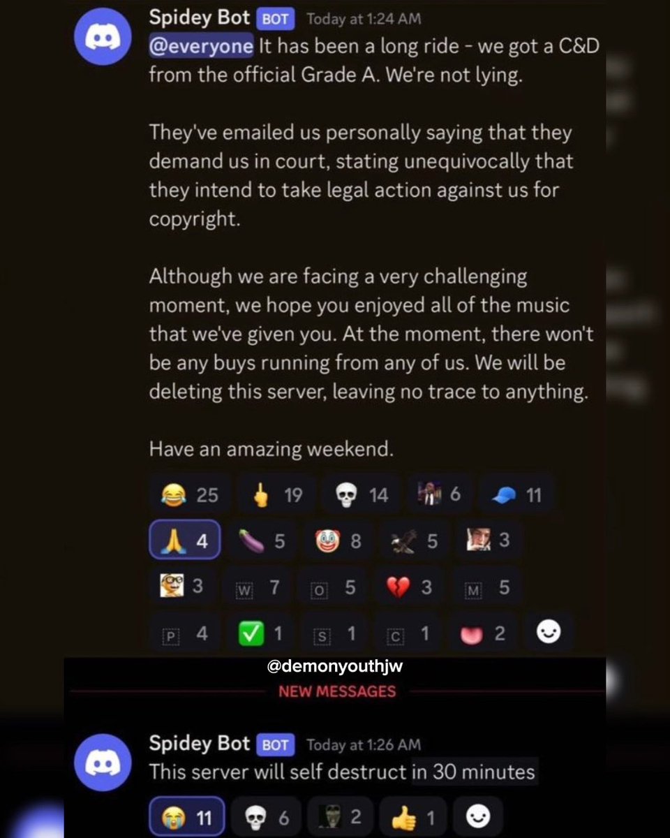 DEMONYOUTHJW's tweet photo. The end of #JuiceWRLD leaks?!
The @FBI &amp; #GradeAProducions cracked down the leakers of Juice WRLD's music ‼️

Thoughts 🤔👇🏽 https://t.co/Dc1weNv4sS