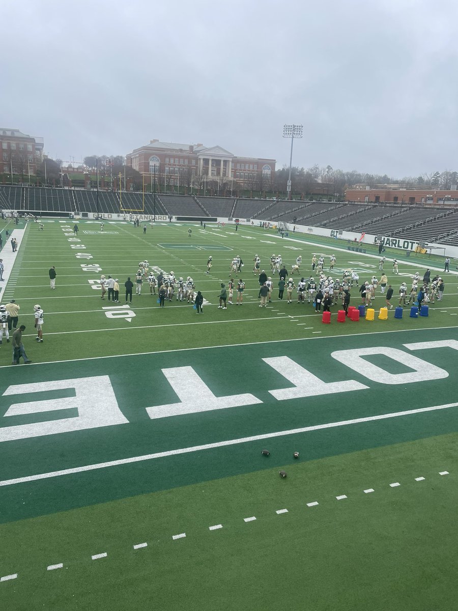 Had a great day with @CharlotteFTBL thanks for having me! @CoachJMSanders @CoachE_Morman