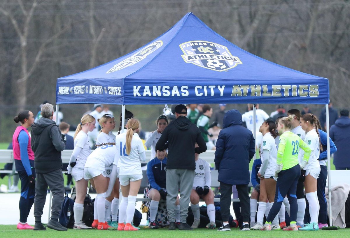 KCAECNL2010g's tweet photo. Big time 7-1 win today against FC Wisconsin to get us started for the spring. Looking to get another W tomorrow! 
@AthleticsKC @MarcusKelcher @ECNLgirls @ImYouthSoccer @PrepSoccer 

⚽️ Amora Raney 🅰️ @KaiyaBrewer2010 
⚽️ Sam Ogden
⚽️ @WytneeHerrman00 
⚽️⚽️⚽️⚽️ @KaiyaBrewer2010 https://t.co/HQcIseNoKz