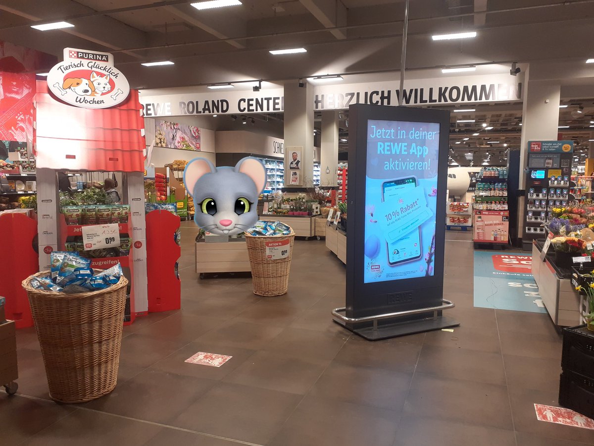 Ein Thread über den ich wirklich schockiert bin.!

Wir wollten noch eben schnell mit unserem Kind ein Gewürz kaufen.

Mein Mann stieß versehentlich den #Security des #REWE an &amp; entschuldigte sich, da begann die #Willkür.

@rewe_group