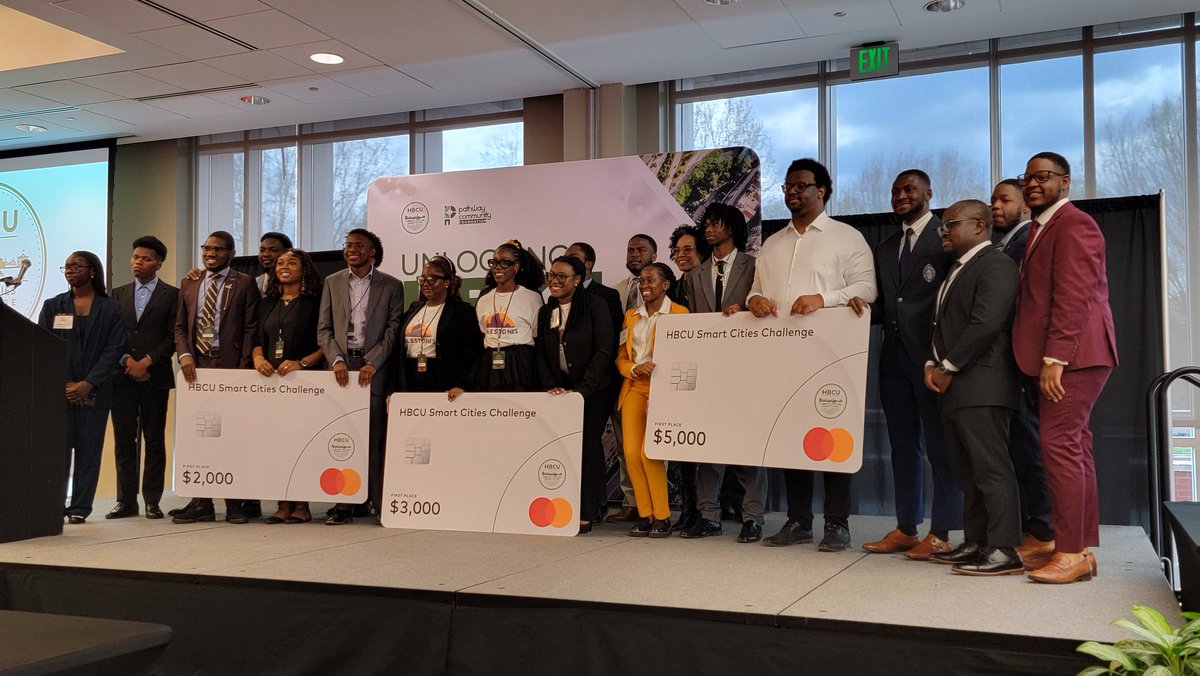 Tom Snyder tweet media