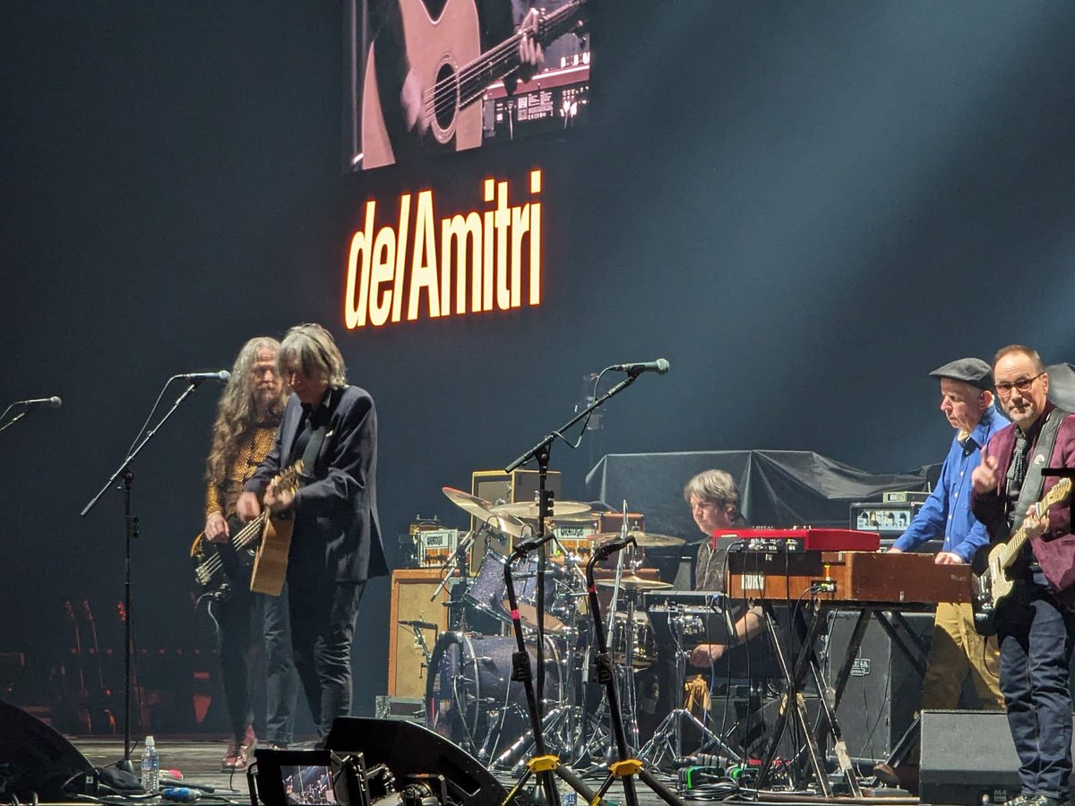 lannydoc's tweet image. Insanely excited to see one of my all time favourite Scottish bands !