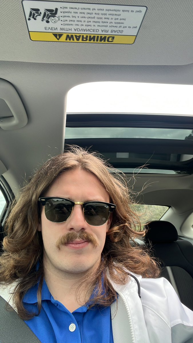 trillydilly's tweet photo. $150 on Gonzaga -4. Top down. Life is good (for now) https://t.co/4ORaWIprD7