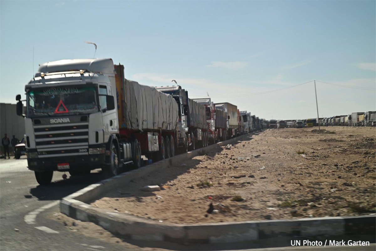 'From this crossing, we see the heartbreak & heartlessness of it all. A long line of blocked relief trucks on one side of the gates. The long shadow of starvation on the other. That is more than tragic. It is a moral outrage.' – @antonioguterres at Rafah. news.un.org/en/story/2024/…