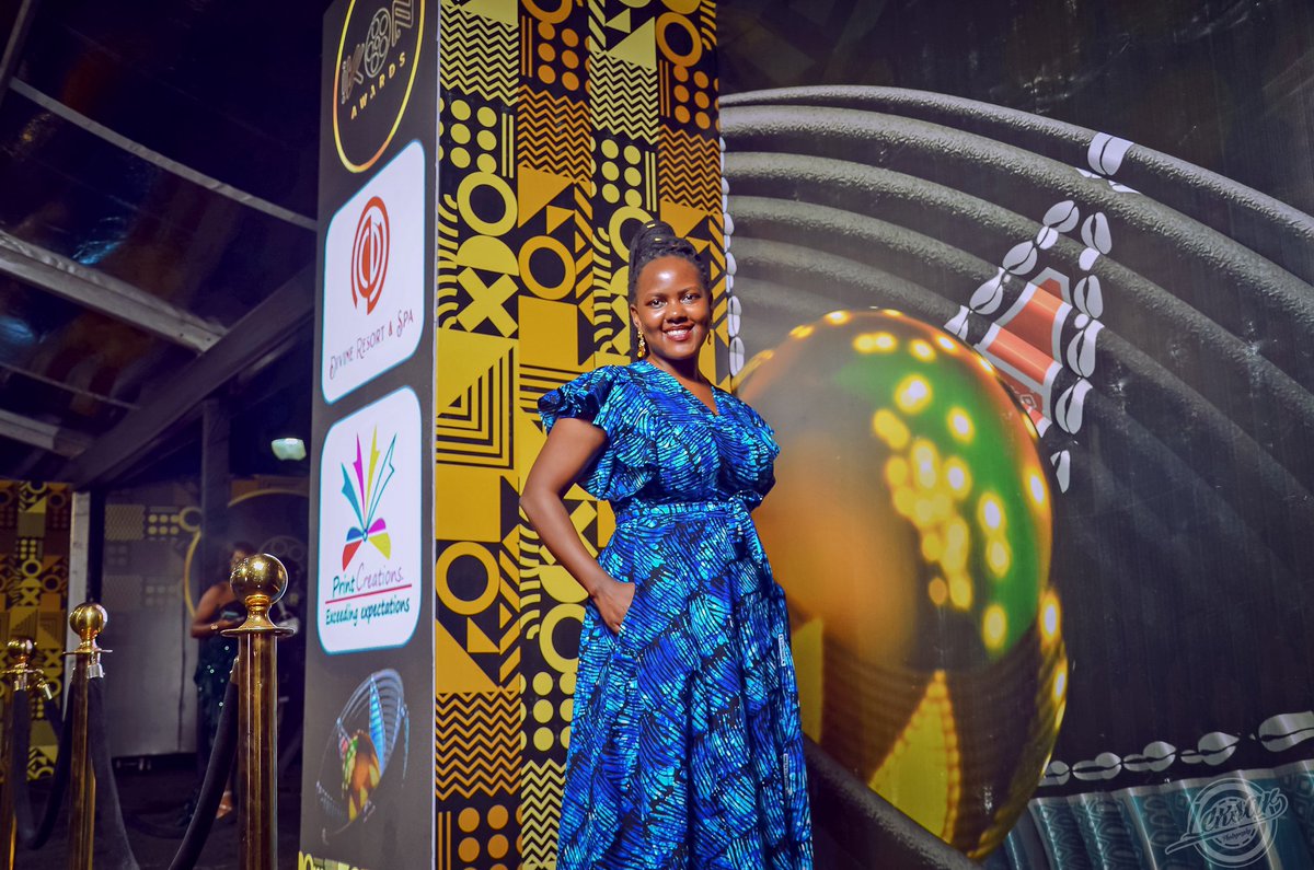AshabaMusic's tweet photo. Thank you for the invite @ikonawards
Definitely an inspiring evening for this Kabale girl
#AshabaMusic
#KabaleExport
#IkonAwards
#ReachAHand
#UCC
#UNESCO
#FilmAwards
#Uganda https://t.co/feVdVgIxVm