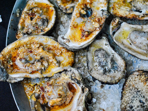 Dive into Mobile's freshest catch with our succulent oysters. Come shell-ebrate with us and get the full Gulf Coast experience.