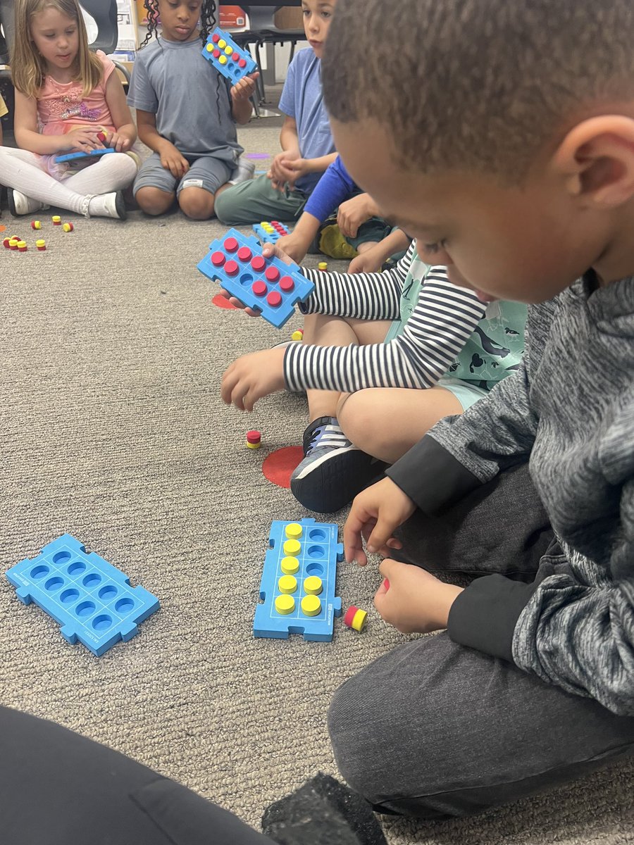 🔢 Check out our kindergarteners mastering math with ten frames! 🌟 They're using ten frames to solve problems, and having a blast learning! 🍎✨ #KindergartenMath #MathMasters 🎓💡<a href="/PISDBryantElem/">Bryant Elementary School</a>