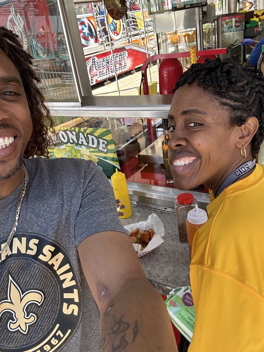 Mil15Nola's tweet photo. #CrawfishFest Chalmette ⚜️ https://t.co/aE00DOcc3l